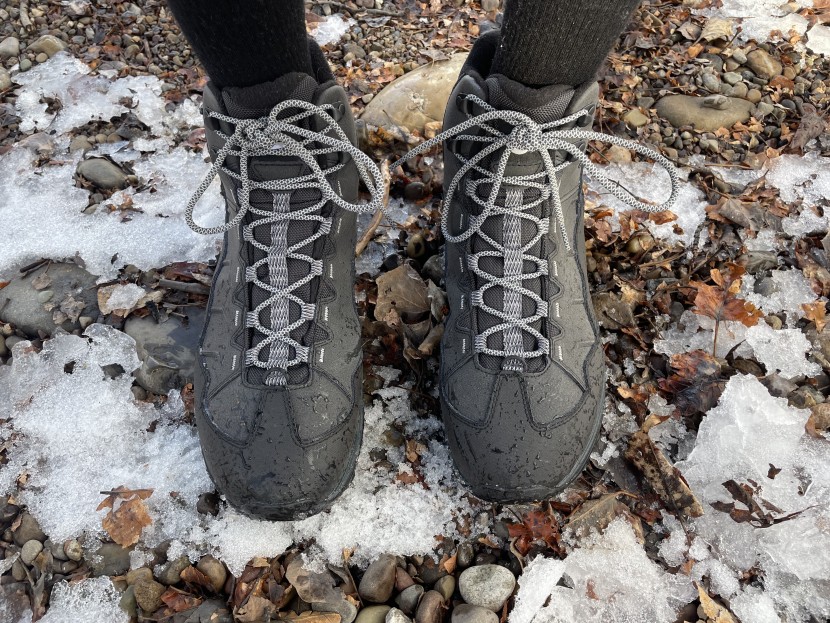 merrell thermo chill mid - the thermo chill's lacing system allows us to get the fit as snug as...