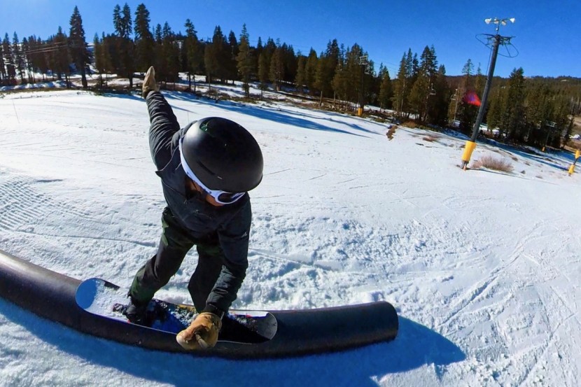 giro roam - the roam is best suited for small to medium facial structures.