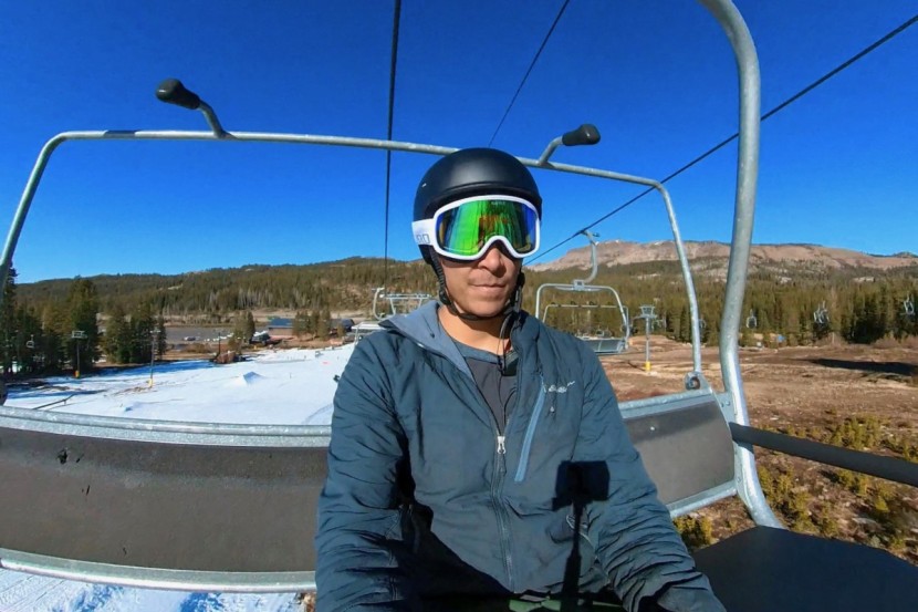 giro roam - a decent looking goggle that's a mix of new school and old school...