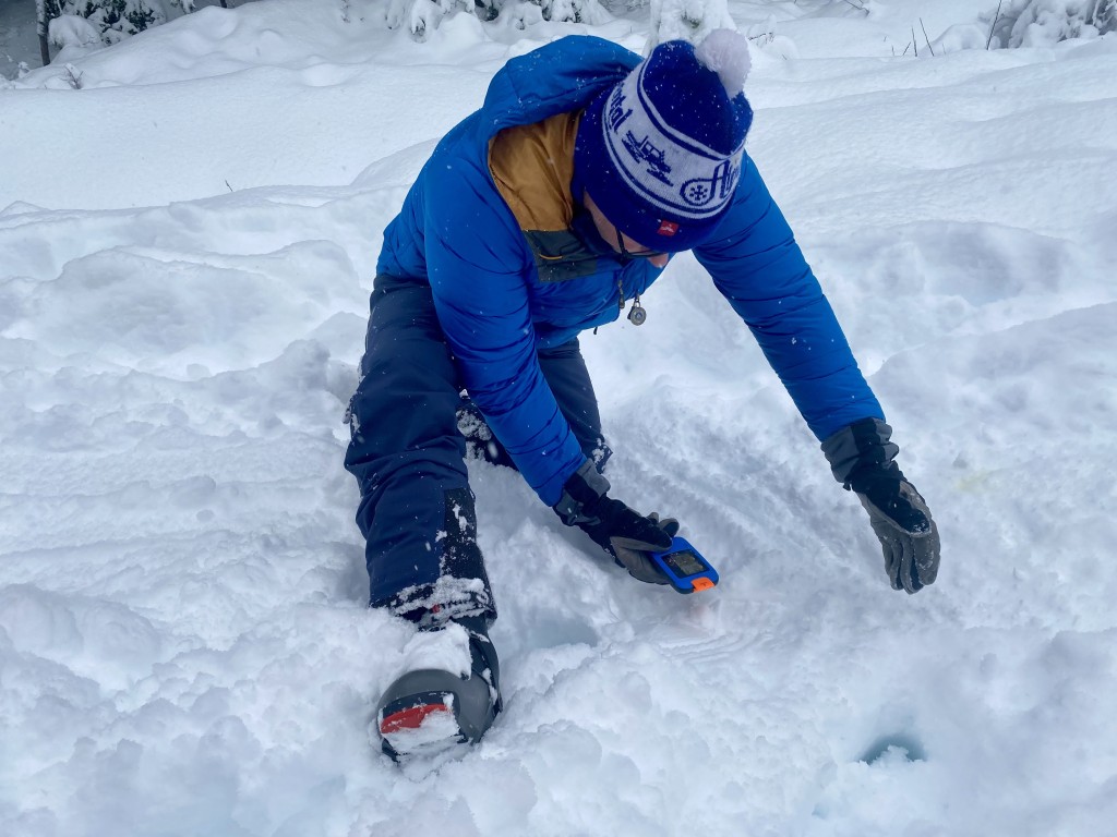 ortovox diract voice - the diract voice is the first beacon to use audible voice commands...