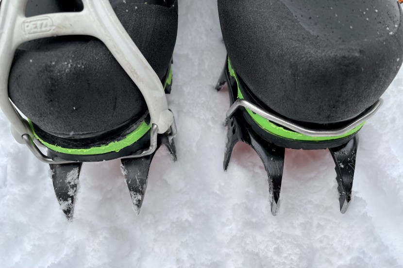 salewa vultur vertical gore-tex - petzl crampons play well with this boot.