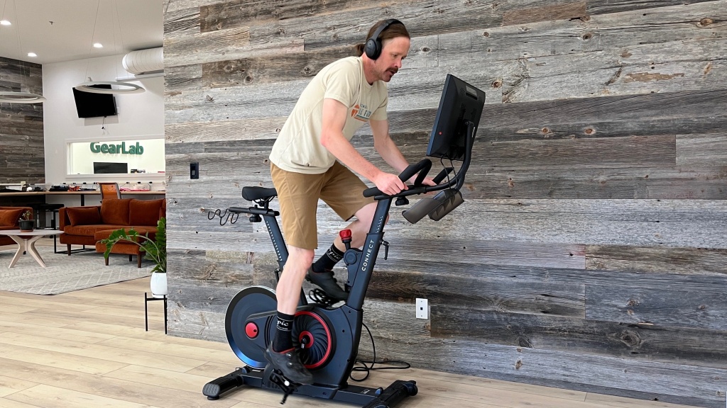 echelon connect ex-5s - the echelon ex-5s is a great spin bike with a 22-inch touchscreen...