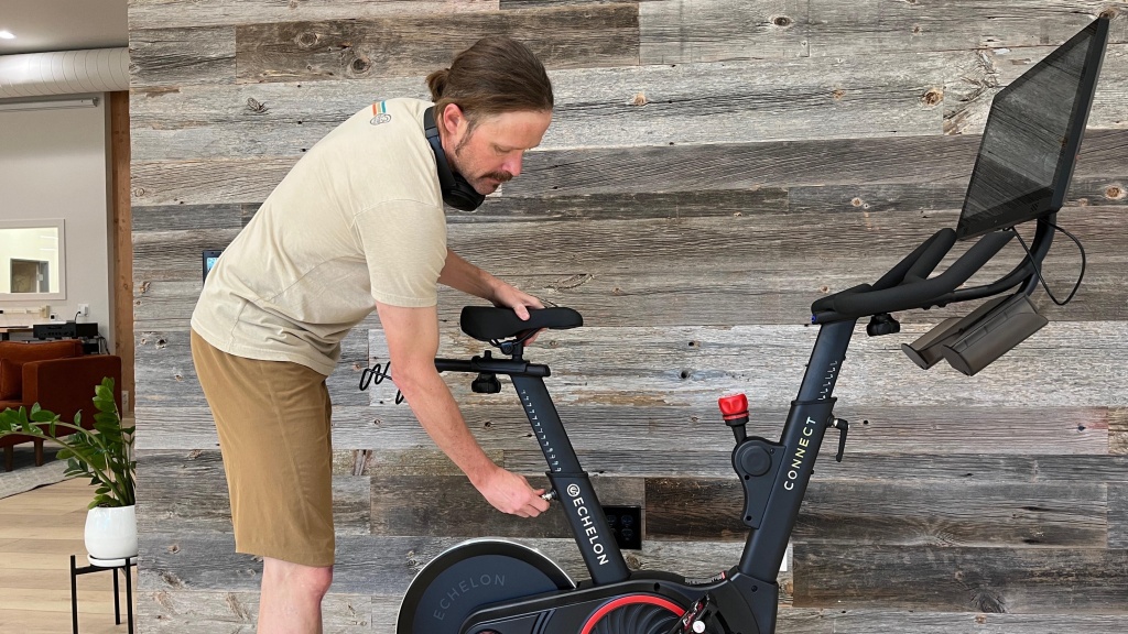 echelon connect ex-5s - the ex-5s offers lots of adjustbility for a comfortable fit for a...