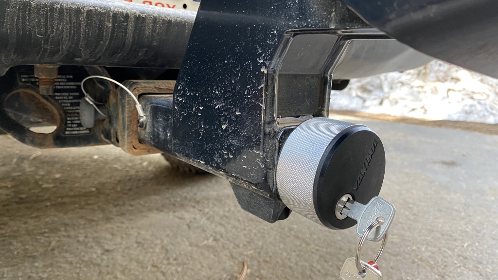 yakima stagetwo - installation and removal of the stagetwo are quick thanks to the...