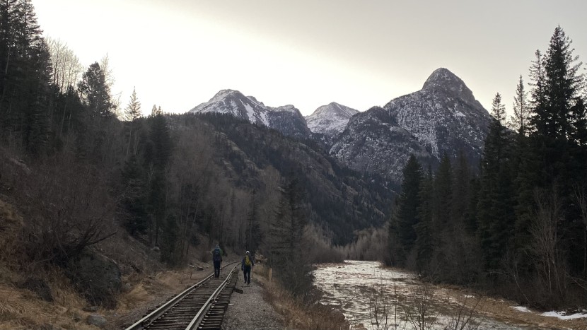 gps watch - your surroundings can have an impact in how quickly your battery...