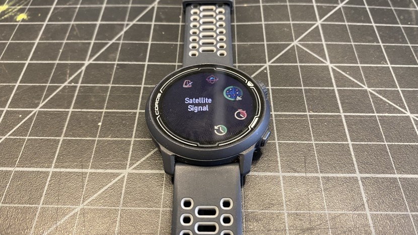 coros pace 2 - the toolset found on the coros pace 2 is small but well designed...