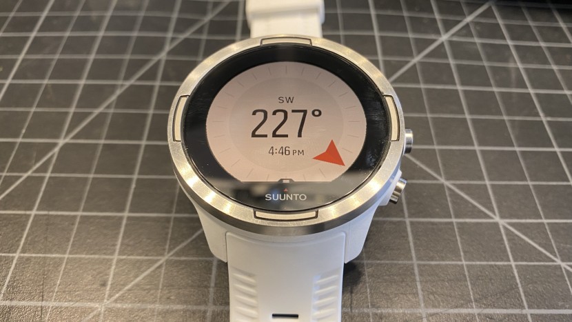 suunto 9 baro - the suunto 9 baro features a standout large screen. unfortunately...