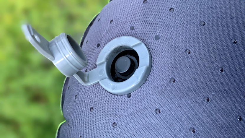 trekology aluft 2.0 - we absolutely love the aluft's new approach to the air valve. simply...