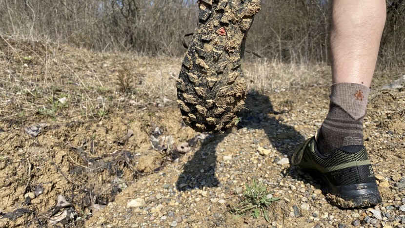 salomon outline low gtx