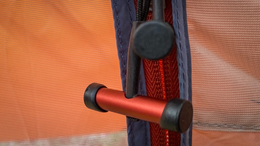 oversized ergonomic zipper pulls are a fancy touch.