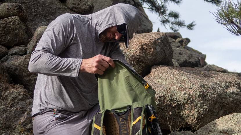 sun shirt men - the patagonia capilene cool daily hoody is lightweight and...