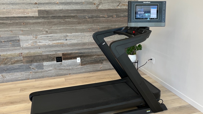 nordictrack commercial 1750 - the swiveling screen makes it easy to position it for viewing...