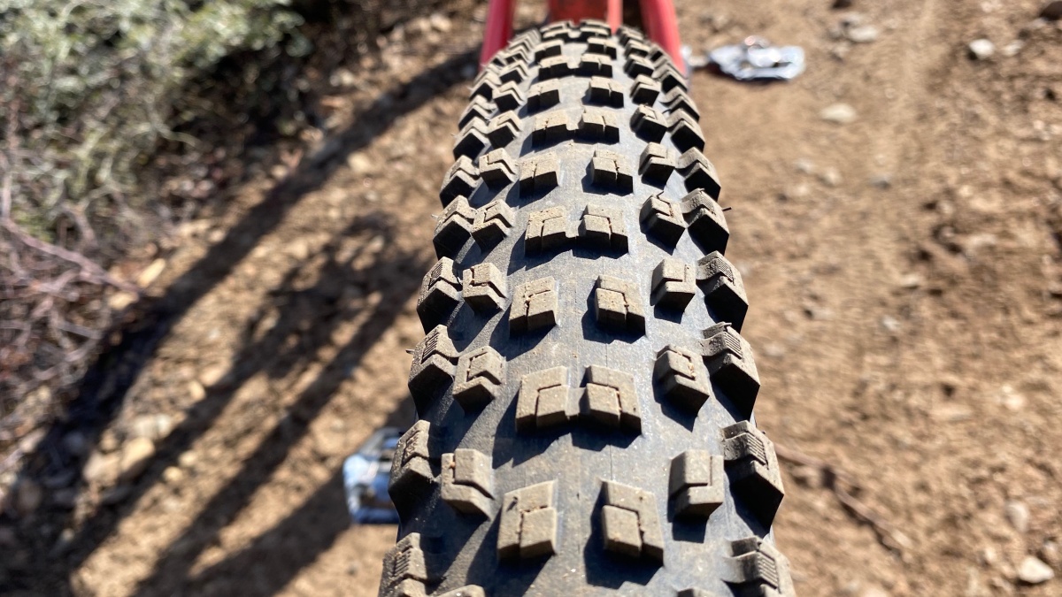 Specialized Ground Control Grid T7 Review (After a few weeks of testing with duties split between the front and rear wheel, the Ground Control is still in great...)