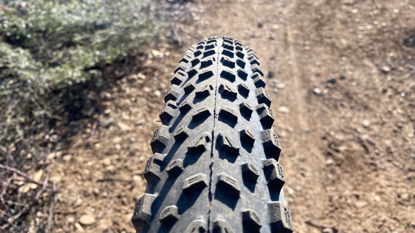 vittoria syerra - this tire spent time on both the front and back wheels and the tread...