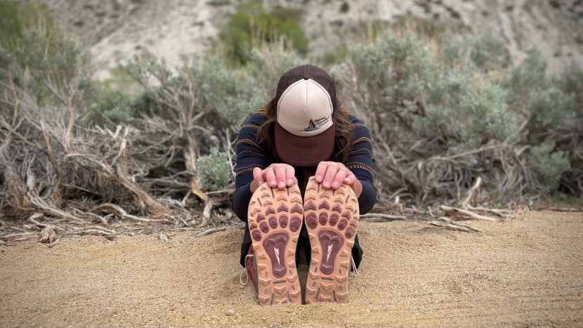 altra lone peak all-wthr mid for women - duratread rubber and the trailclaw lugs keep you sure-footed while...