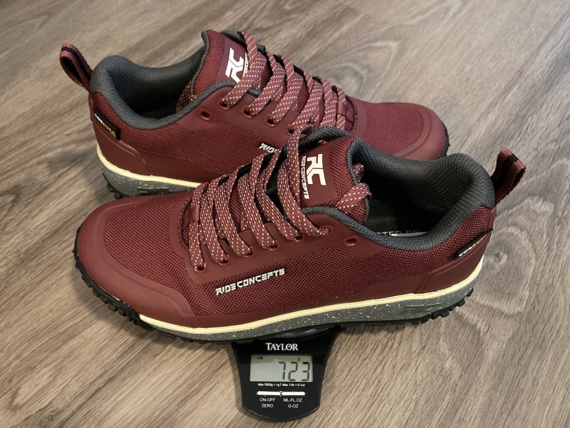 ride concepts flume women's - these burly shoes come in at 723 grams per pair for a us 8.5 women's.