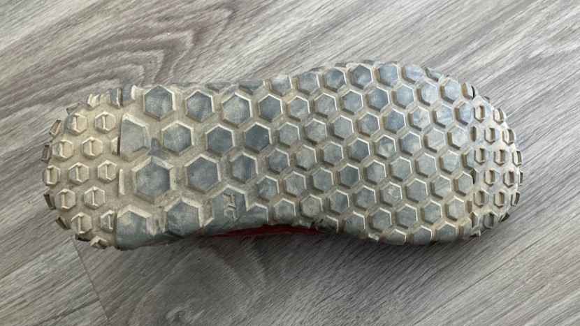ride concepts flume women's - here you can see the max grip outsole and the hexagonal dot pattern...