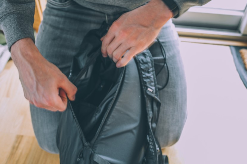 a simple side pocket with internal organization adds functionality...