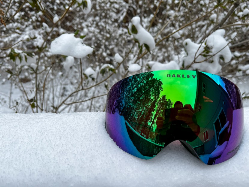 oakley flight deck m - the prism snow jade iridium lens is one of the best found in the...