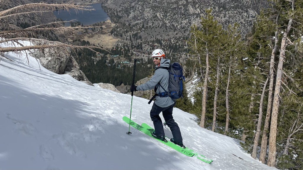 helly hansen odin mountain - long coverage in the rear makes this a perfect ski jacket