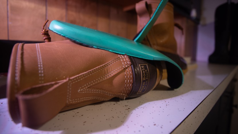 ll bean 8" gore-tex/thinsulate - the stock insoles could be a bit beefier, we don't love how floppy...