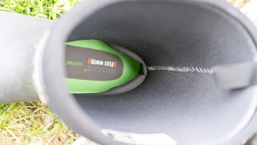 the collar in the heel of the boot wraps the achilles tendon and...