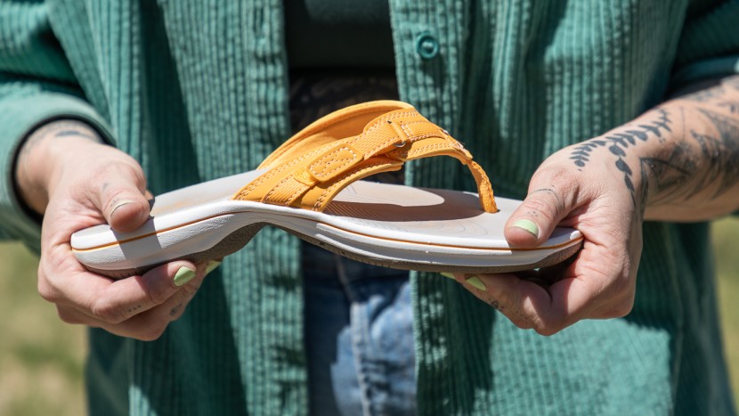 testing the flexibility of flip flops helps get an idea of how...