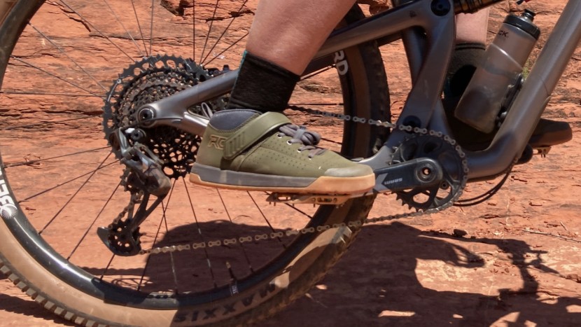 race face atlas - the bearings have a great smooth rotation to them and are...