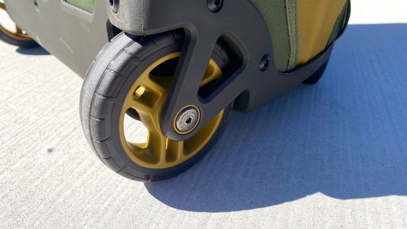 rei co-op big haul recycled rolling duffel 34" - burly treaded wheels with a smooth centerline make rei's big haul an...