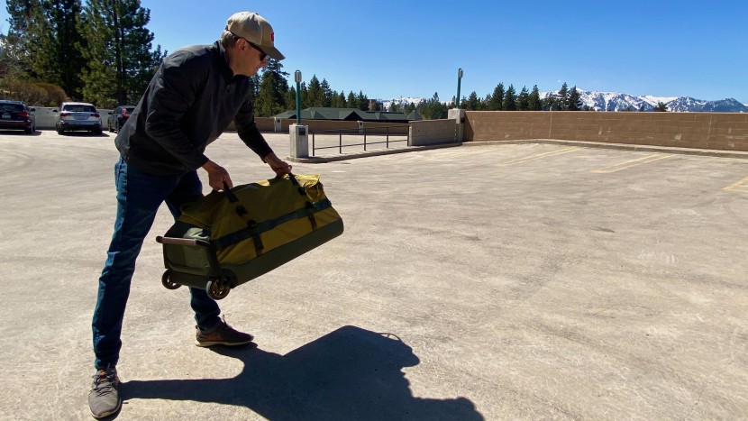 rei co-op big haul recycled rolling duffel 34" - the topside load handles on the rei big haul duffel are extremely...