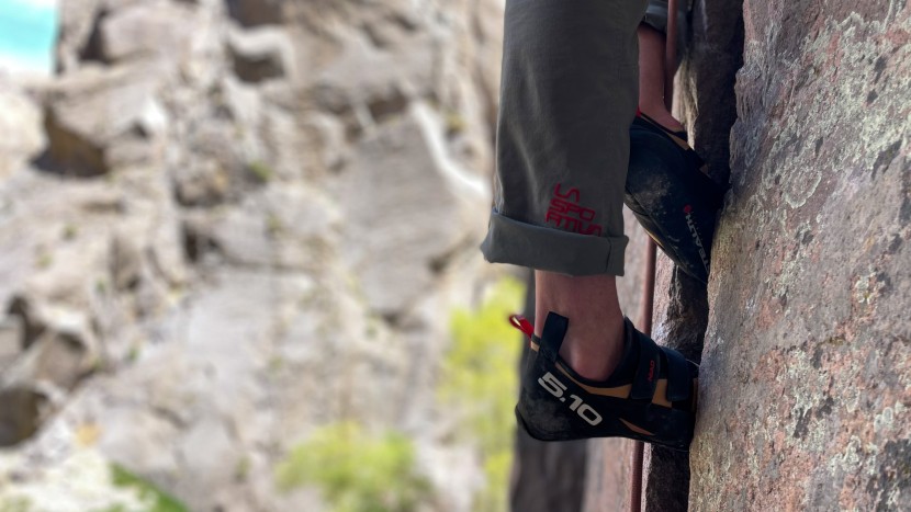 five ten niad vcs - we generally prefer jamming cracks in lace-up shoes rather than...