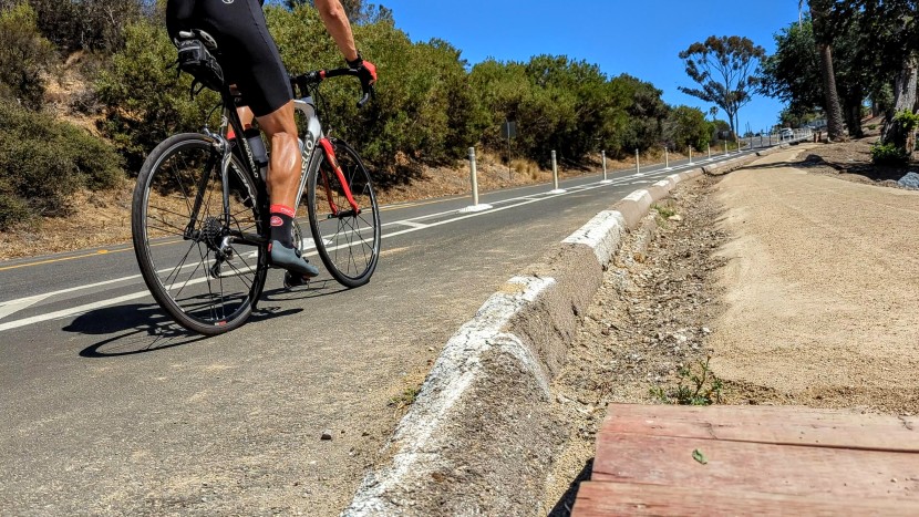 fizik vento infinito carbon 2 - we're happy riding in the heat, up hills, down hills, in the cold...