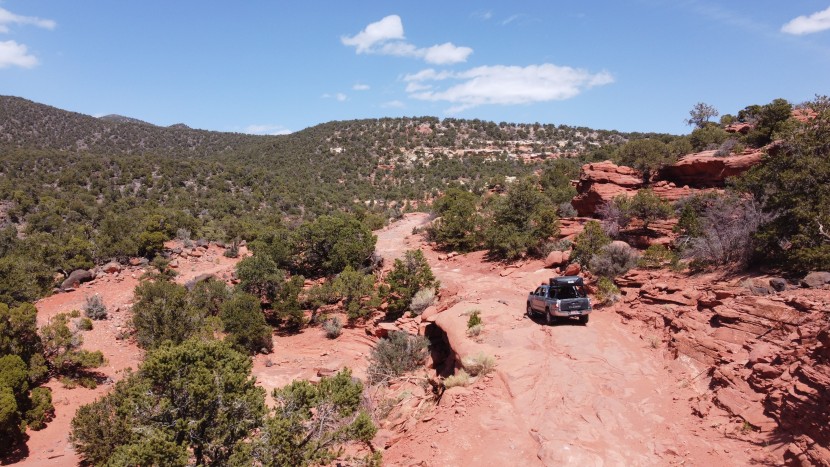 cvt pioneer series bachelor - get out there and get lost.