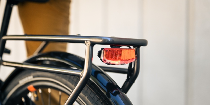rad power radcity 5 plus - included features like fenders, lights, and a rear rack add...