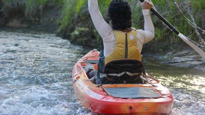 astral e-ronny - the cut of the e-ronny allows for fantastic range of arm movement.