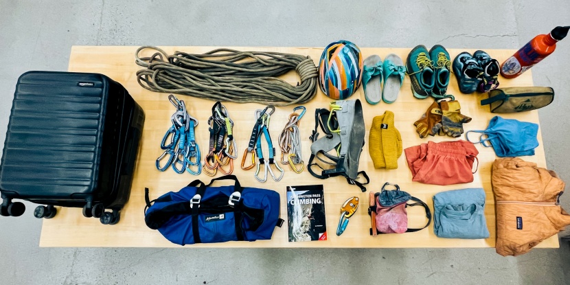 amazon basics 20-inch hardside spinner - i was able to fit almost all of the items from my bulky gear...