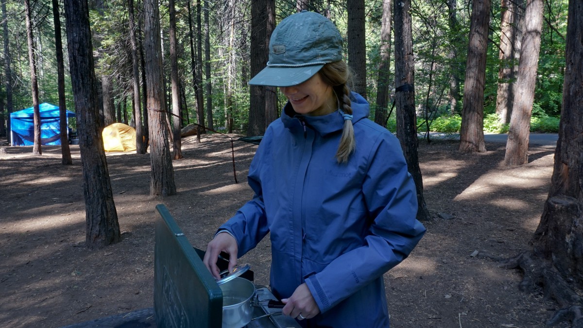 Marmot Minimalist - Women's Review (Testing the Marmot Minimalist while making camp coffee.)