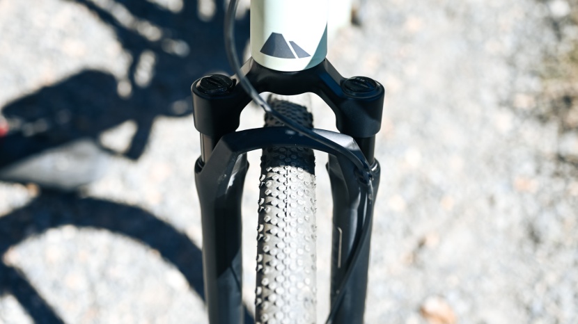 canyon grizl 7 suspension - while it may not sound like or look like much, 30mm of travel makes...