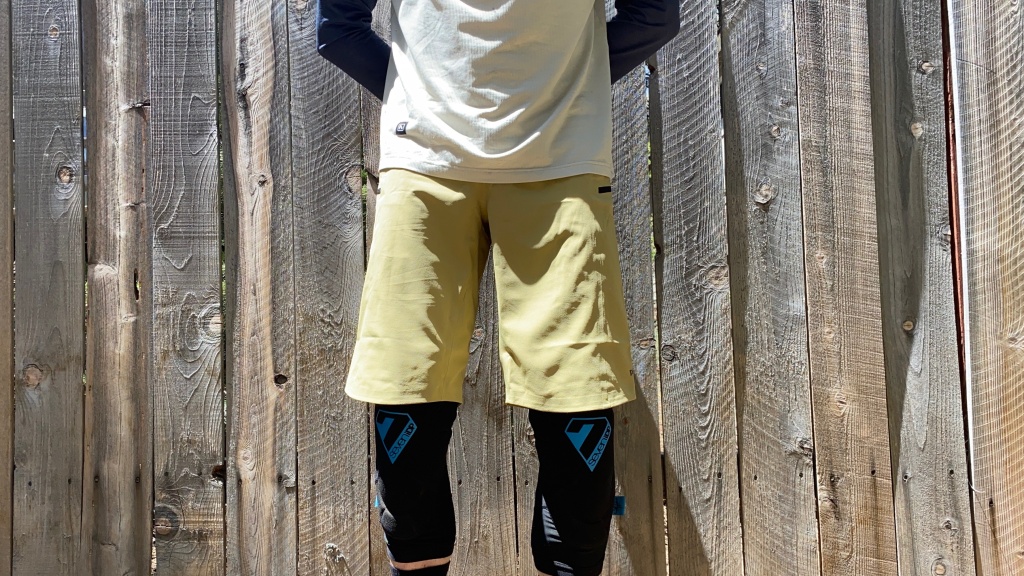 patagonia dirt roamer - the slightly longer length of the new dirt roamer adds a little leg...