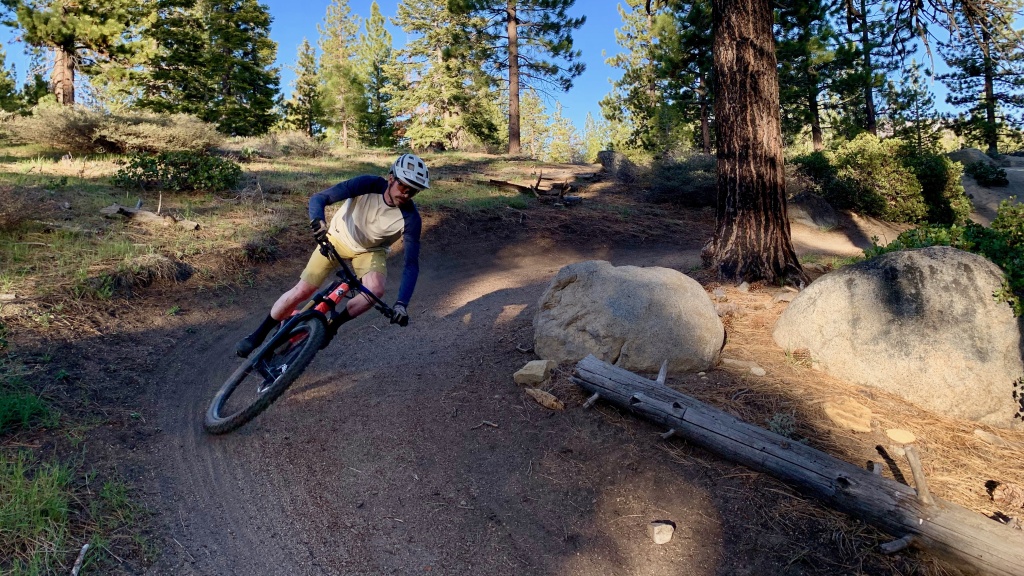 wtb vigilante 2.5 &amp; 2.6 - the vigilante is an excellent tire for aggressive trail riding. the...