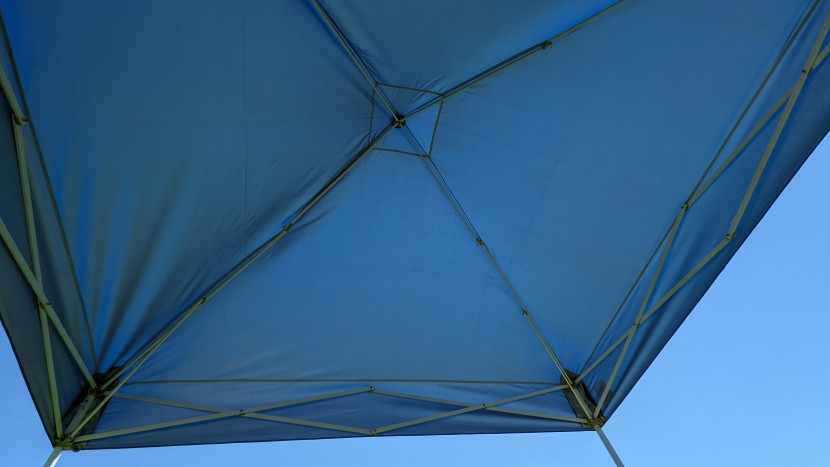 e-z up pyramid - the e-z up effectively blocks the sun, but it doesn't do as well...