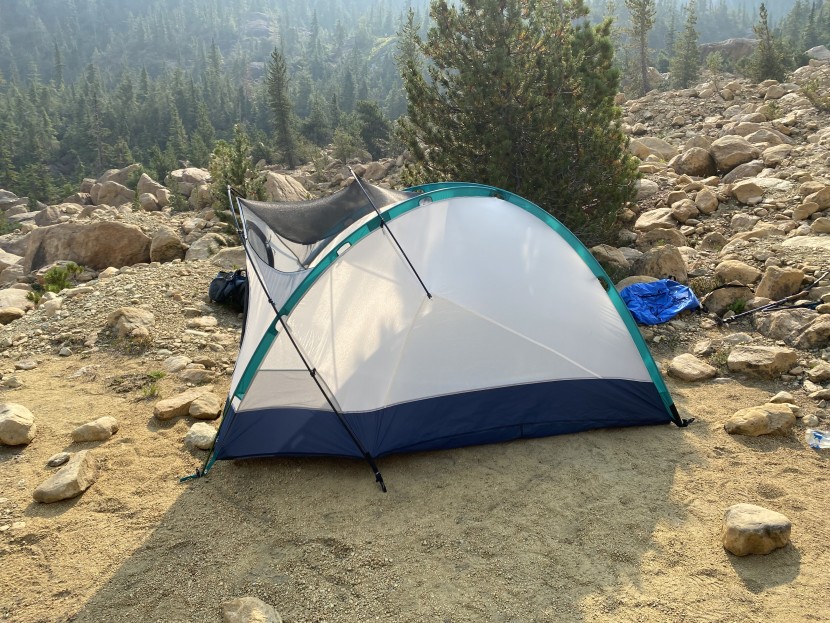 rei arete asl 2 - highlighting arete's 3.5 pole design. the three full-length poles...