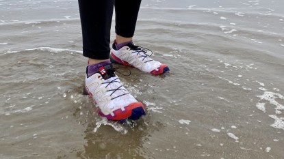 Product photo of Salomon Speedcross 6 - Women's