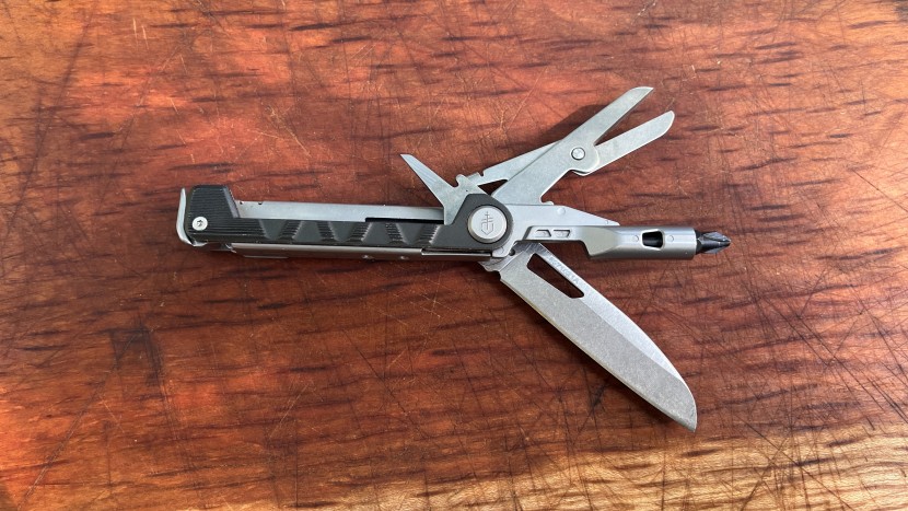 multi-tool - the gerber gear armbar drive has less functions than most multitools...