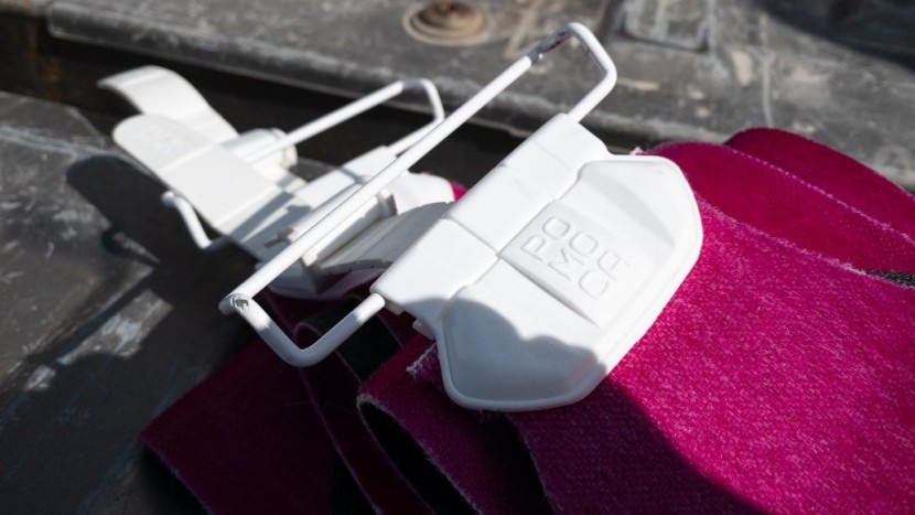 climbing skins - the simple tip clip design of pomoca skins keeps them close to the...