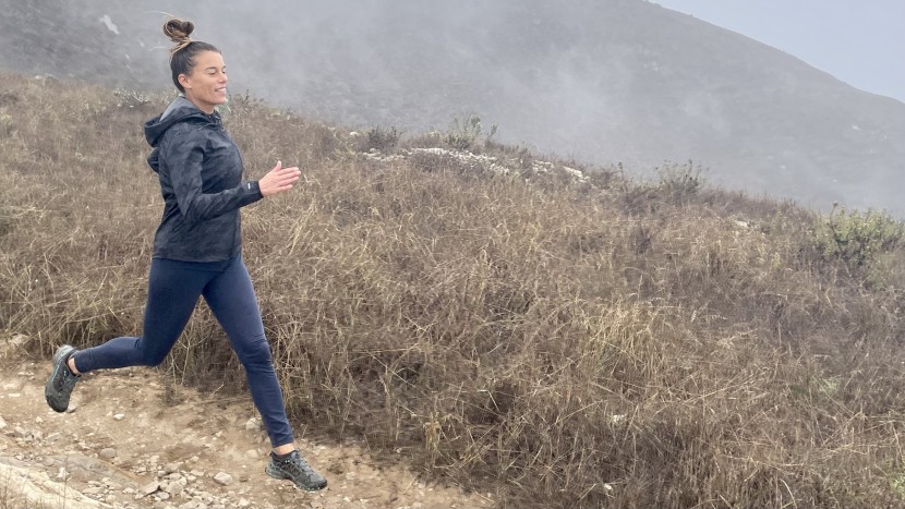 the upper of the vuori running jacket felt a bit heavier and bouncy...