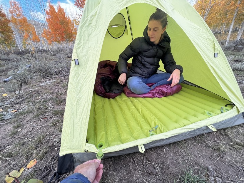 exped ultra 3r duo - completely separate air chambers allow each individual to adjust the...