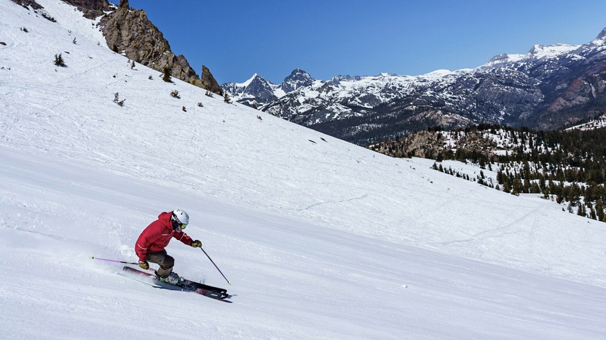 Atomic Maverick 95 Ti Review (Solid carving performance can be accessed if you're able to stay in the ski's "sweet spot.")