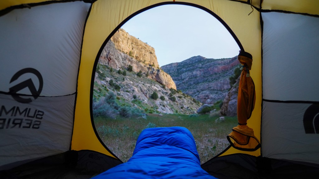 marmot helium 15 - the marmot helium is a backpacking sleeping bag with a premium price...