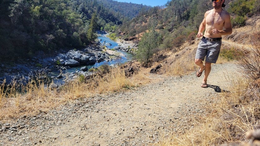 flip flops men - we love a good flip flop that is comfortable in any situation...